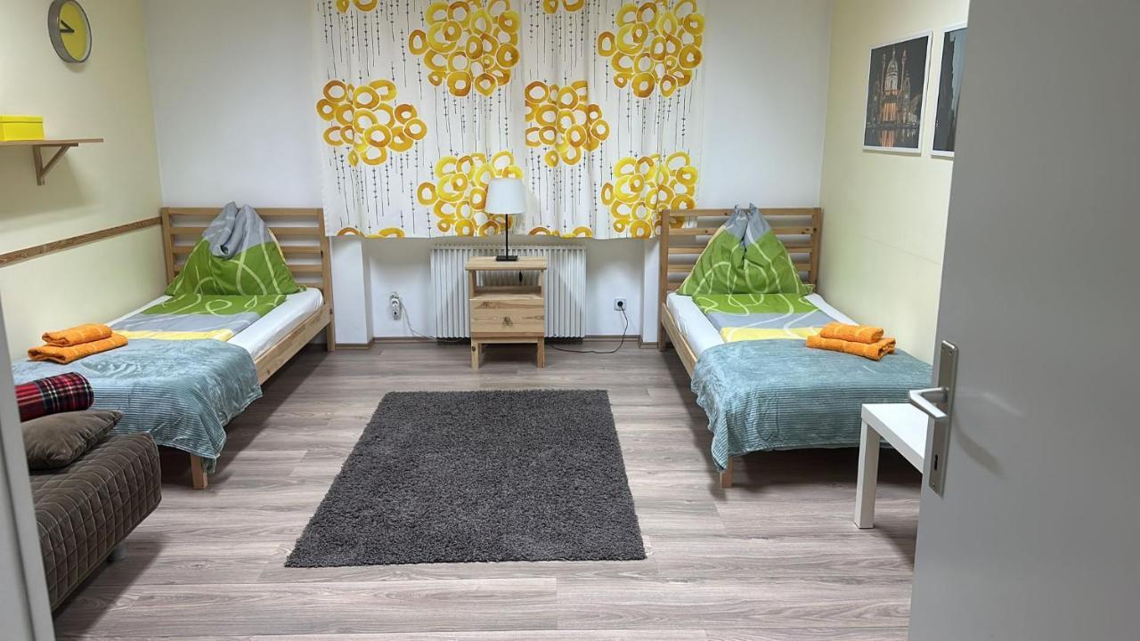 Budget Studio Near Prater Vienna Luaran gambar