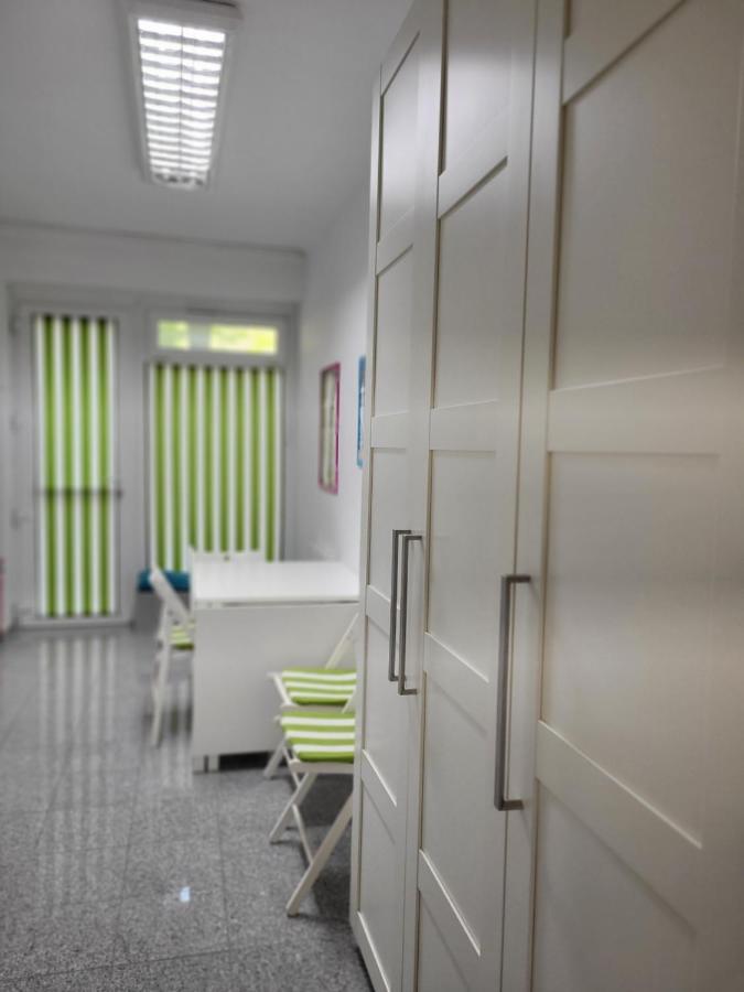 Budget Studio Near Prater Vienna Luaran gambar
