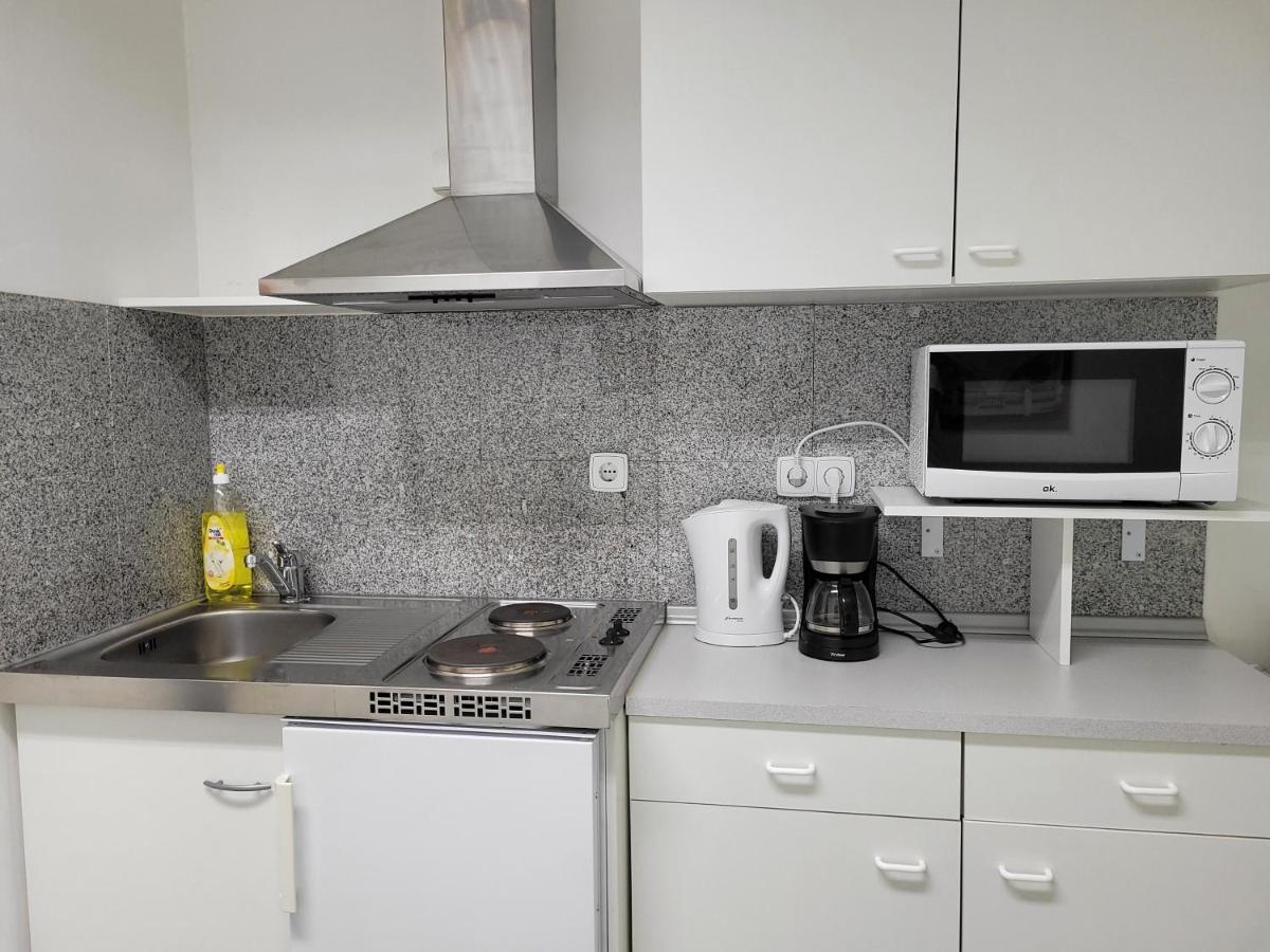 Budget Studio Near Prater Vienna Luaran gambar